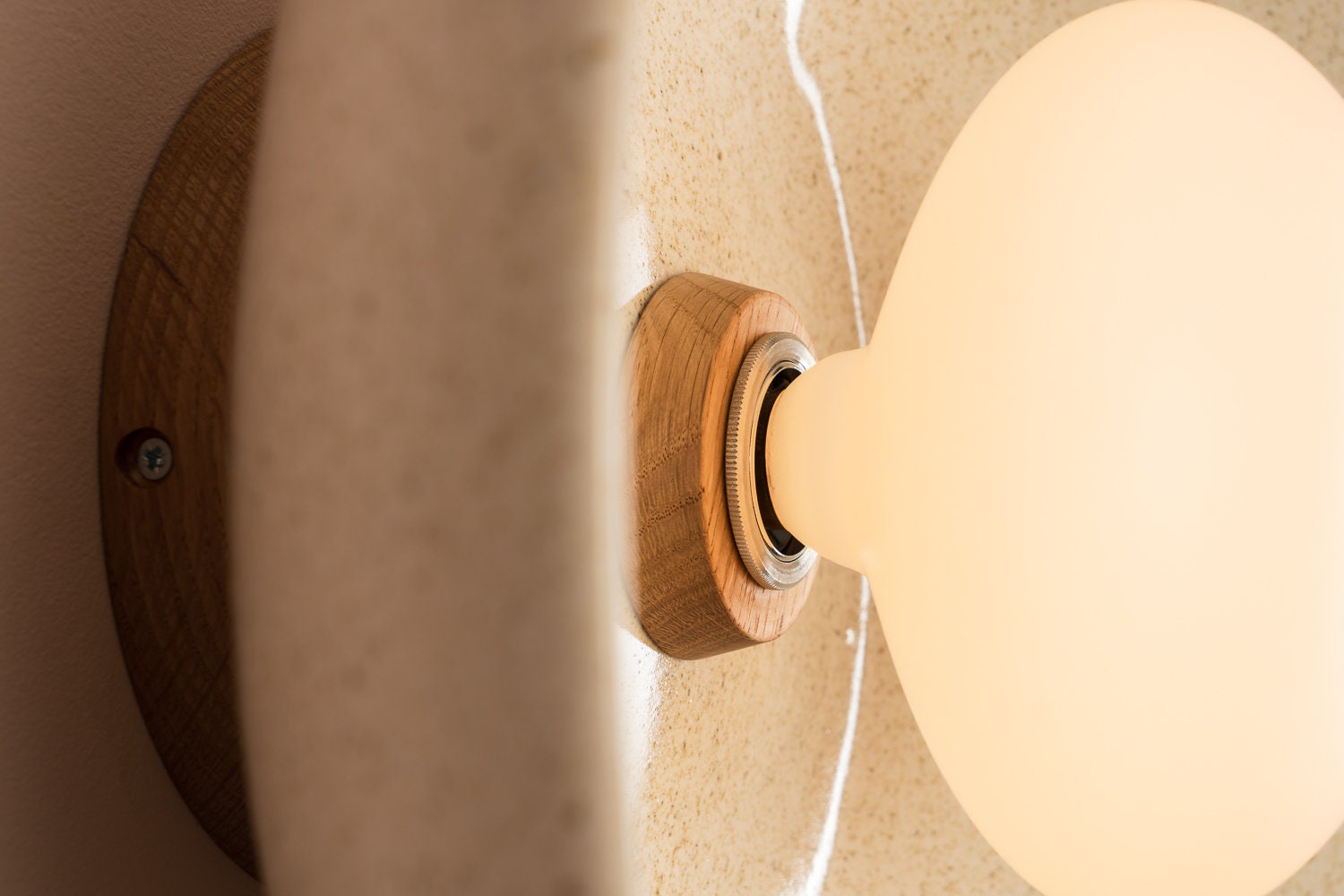 Speckled Cream Gloss XL Dawn Wall Light Sconce in Ceramic and Oak by StudioHaran