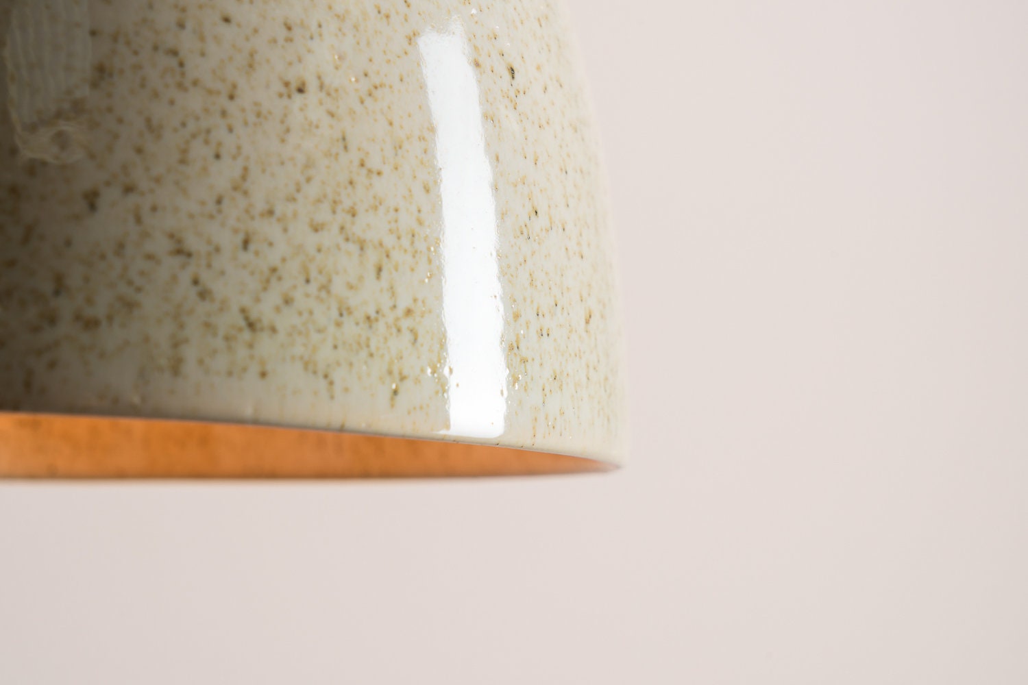 Speckled Cream Gloss Element Pendant Light in Ceramic and Oak by StudioHaran