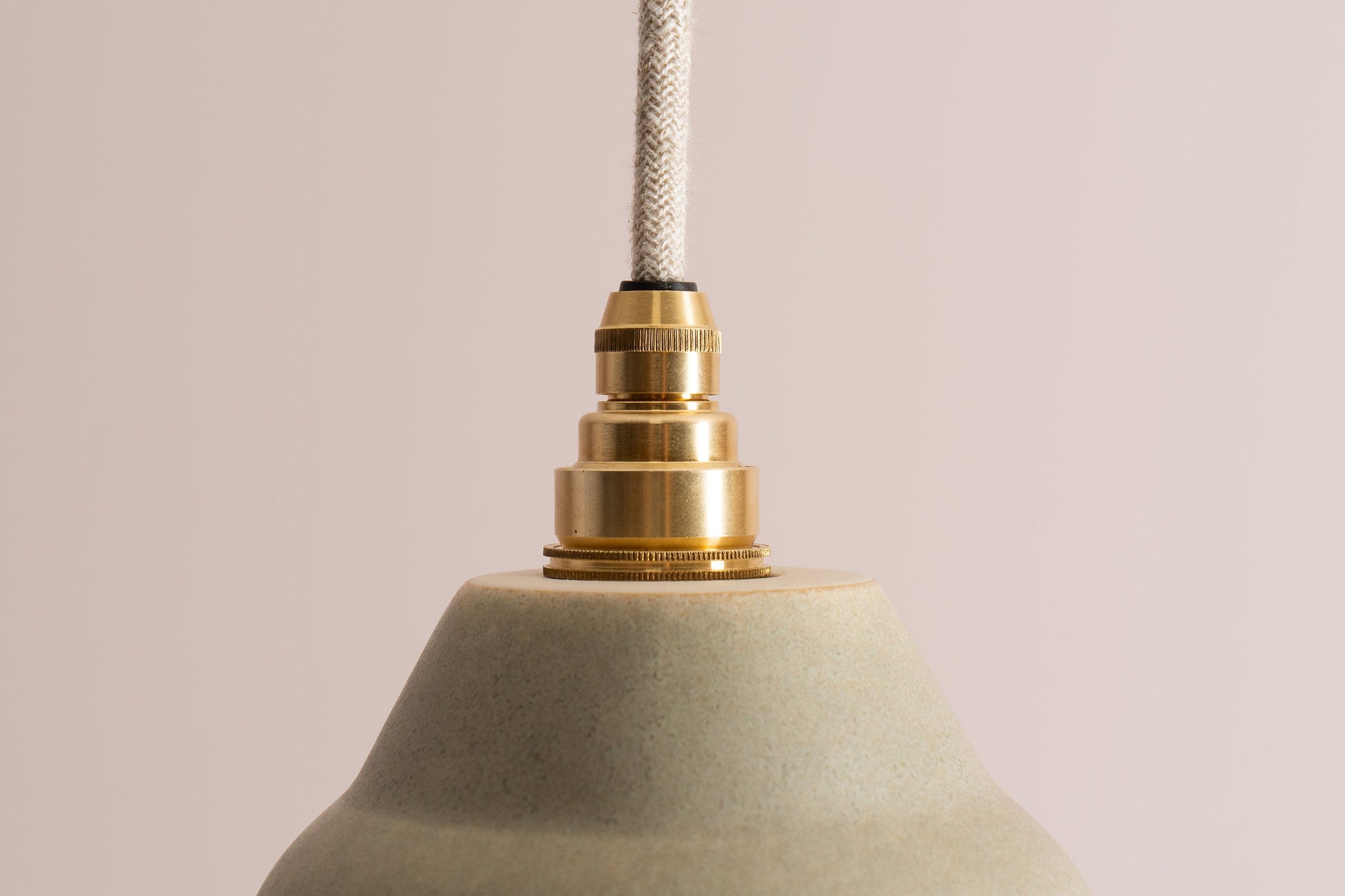 Small Green Element Pendant Light in Ceramic and Brass/Nickel by StudioHaran