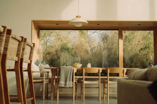 Speckled Cream Matt XL Dawn Pendant Light in Ceramic and Oak