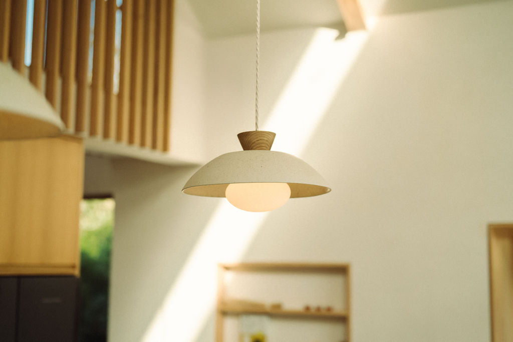 Speckled Cream Matt Dawn Pendant Light in Ceramic and Oak