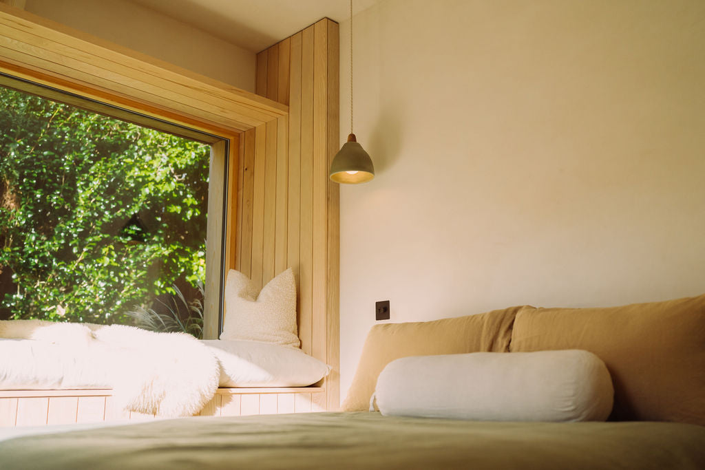 Small Green Element Light in Ceramic and Oak