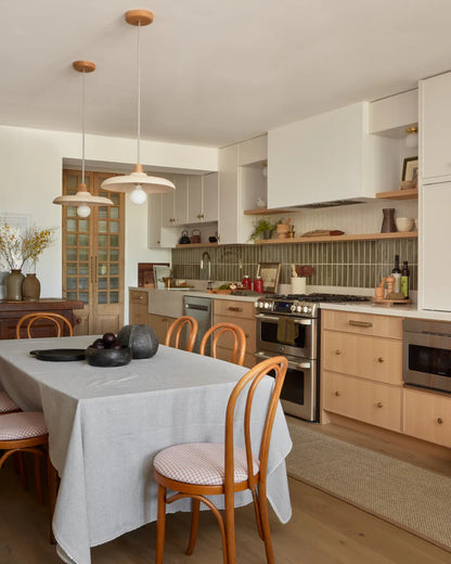 Bas Pendant Light in Ceramic and Oak