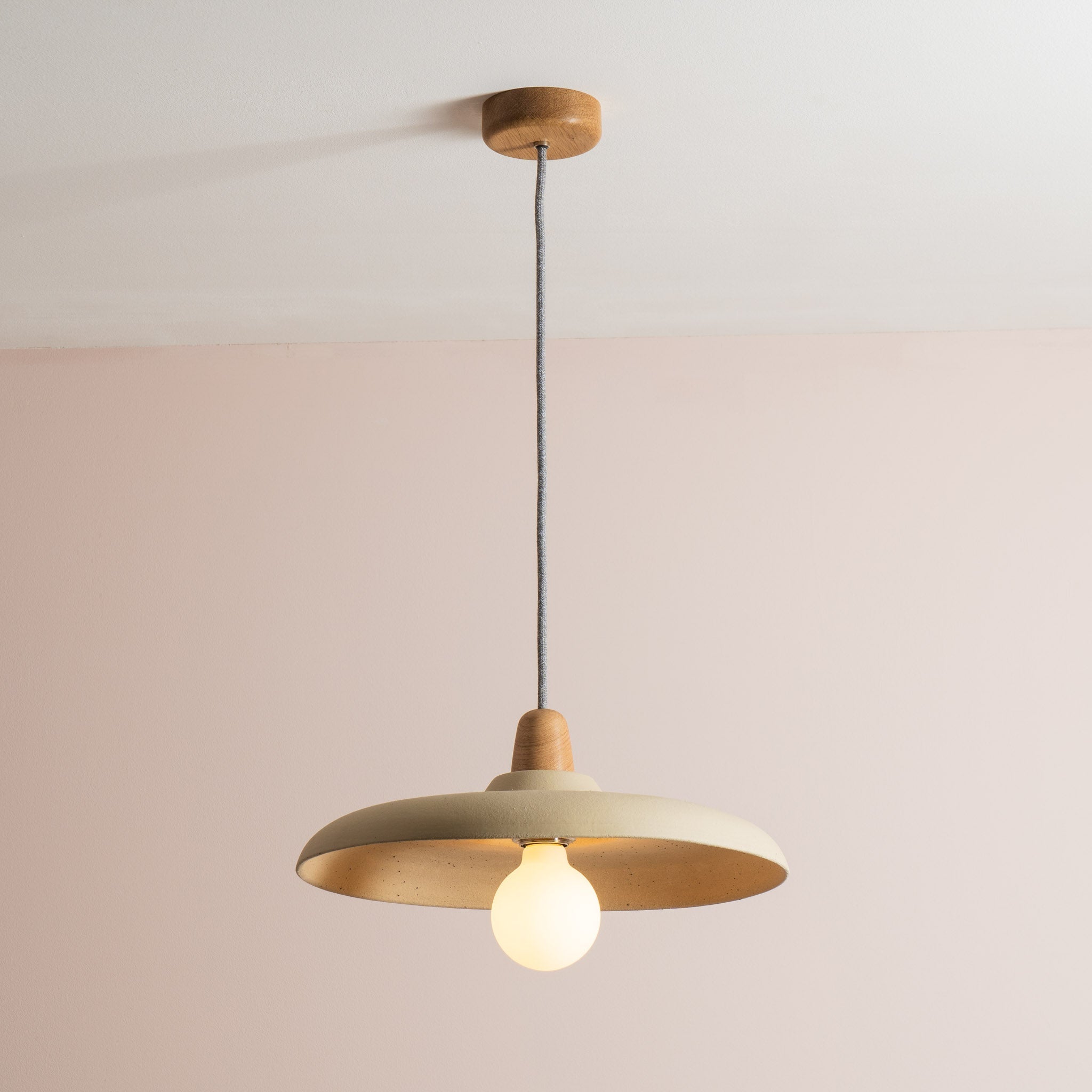 Bas Pendant Light in Ceramic and Oak