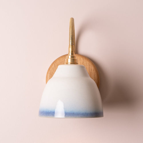 Blue and White Flex Wall Light in Brass/Nickel, Ceramic and Oak - Small Element