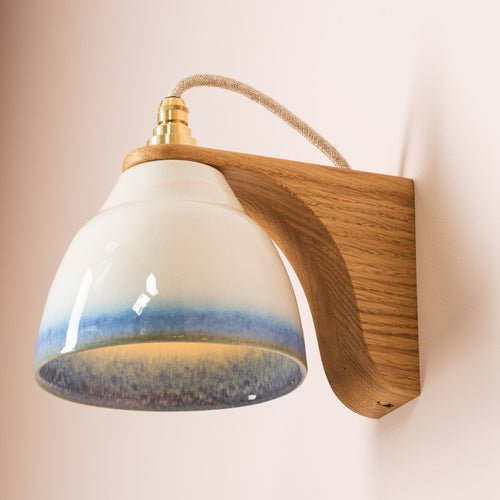 Right-Angle Element Wall Light in Ceramic and Oak [OUTLET]