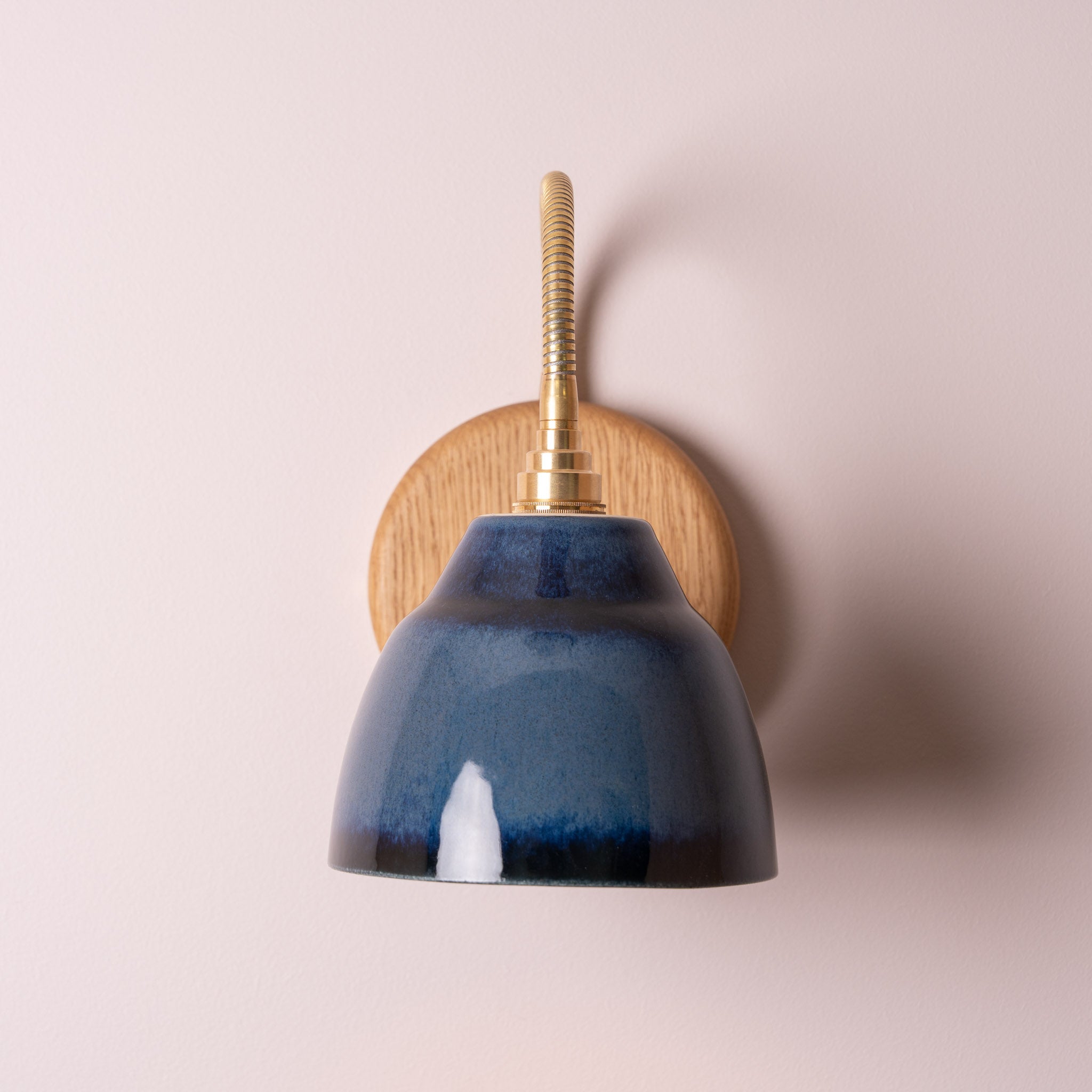 Blue Flex Wall Light in Brass/Nickel, Ceramic and Oak - Small Element