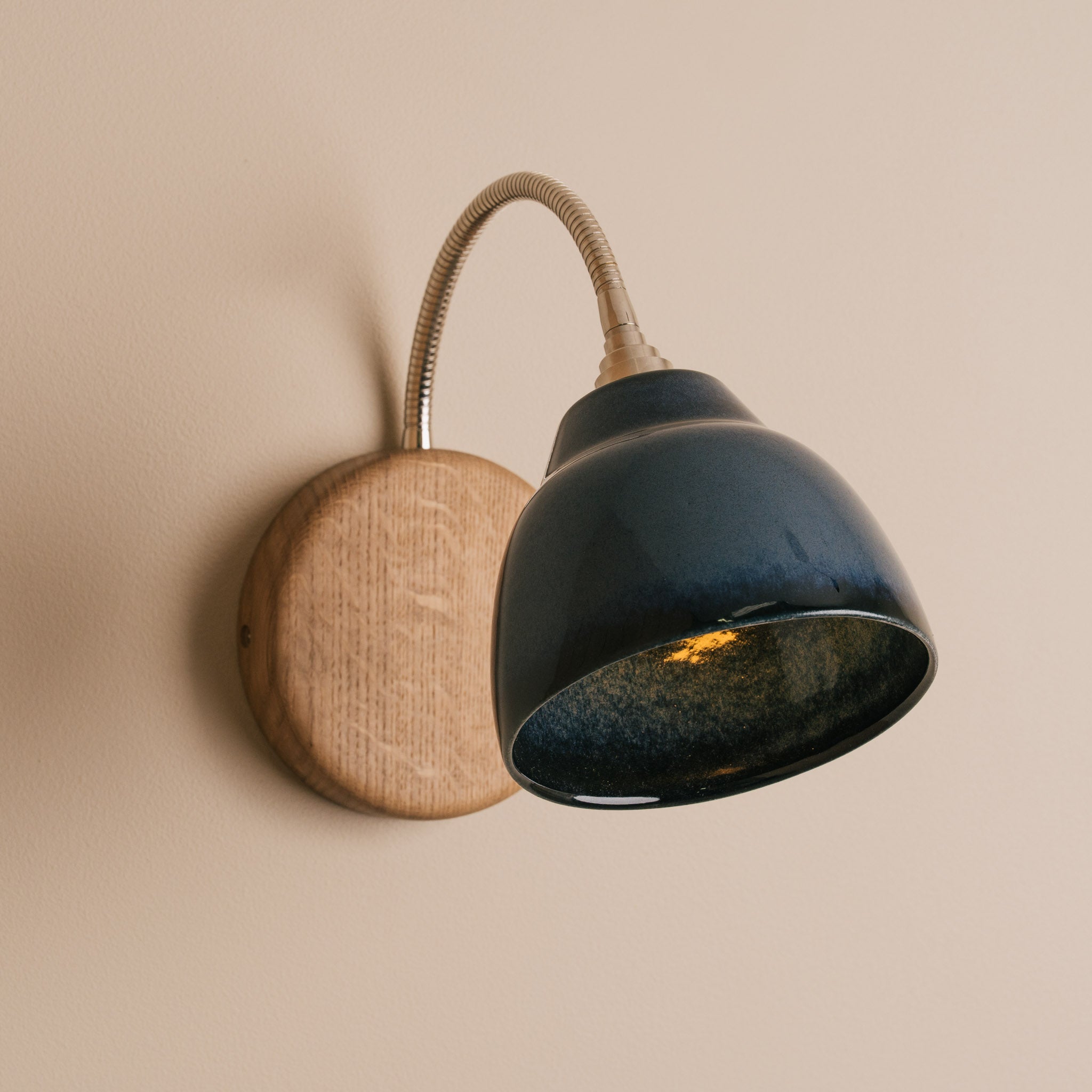 Blue Flex Wall Light in Brass/Nickel, Ceramic and Oak - Small Element
