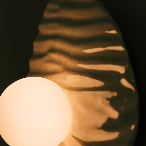 Speckled Cream Gloss Towan Wall Light in Ceramic and Oak