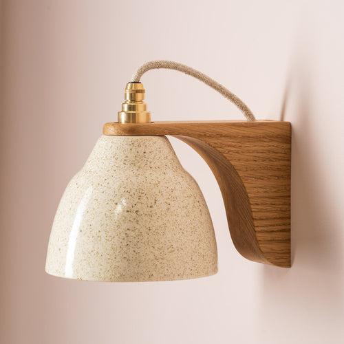 Speckled Cream Gloss Right-Angle Element Wall Light in Ceramic and Oak