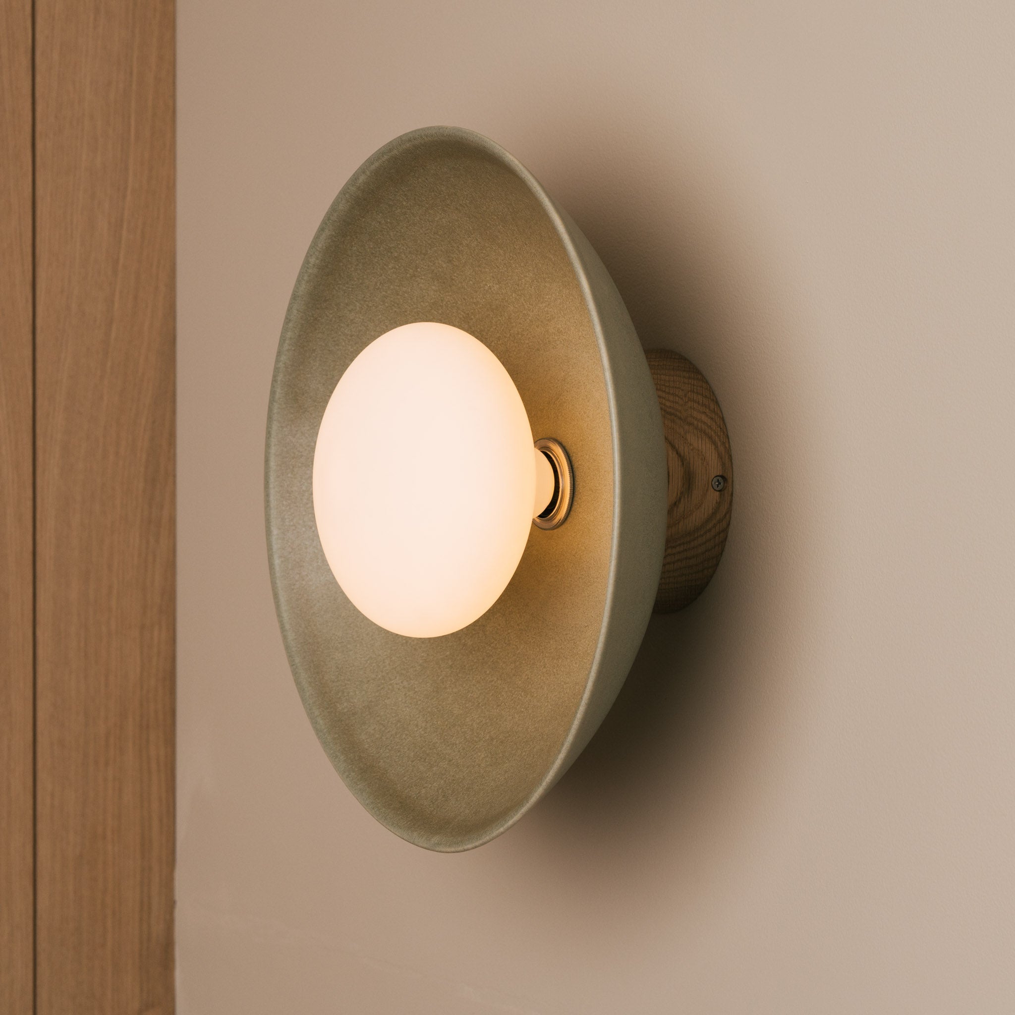 Green Dawn Wall Light Sconce in Ceramic and Oak