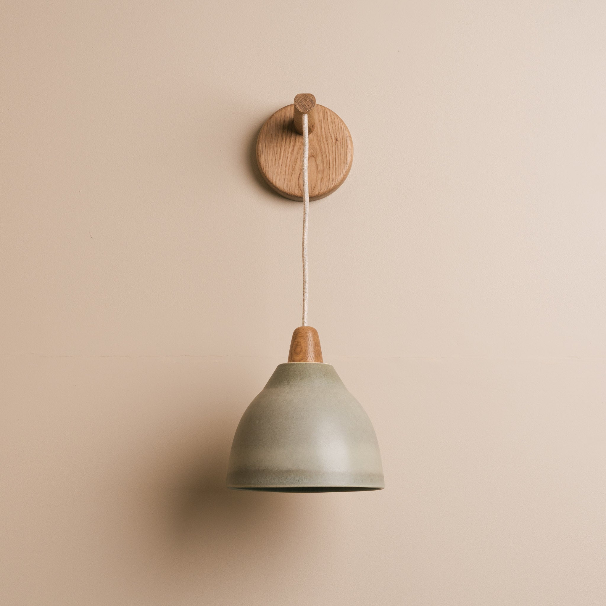 Green Element Hanging Wall Light in Ceramic and Oak