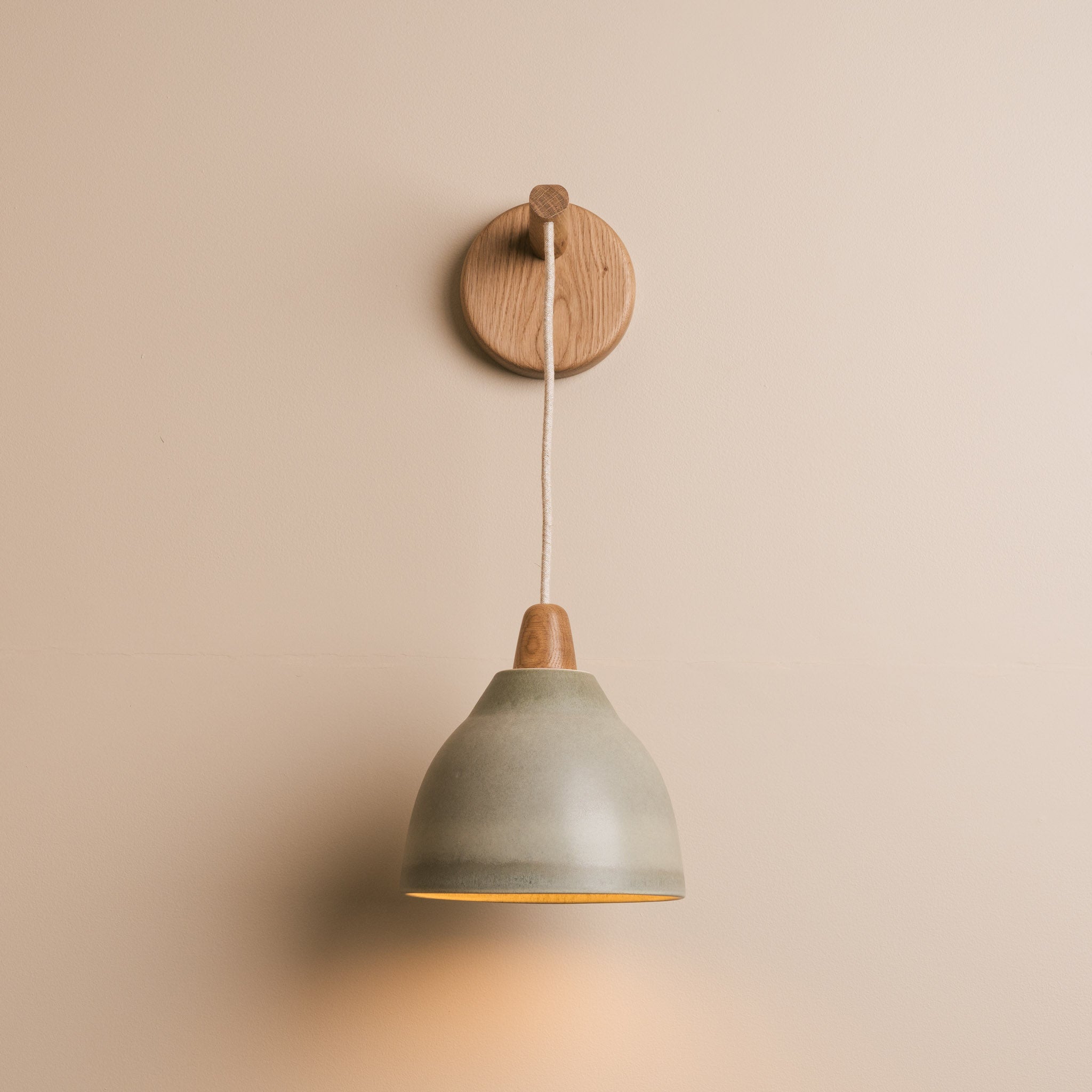 Green Element Hanging Wall Light in Ceramic and Oak