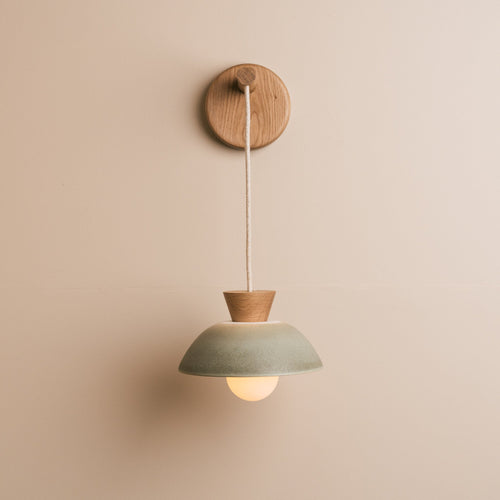 Small Dawn Hanging Wall Light in Ceramic and Oak - Green