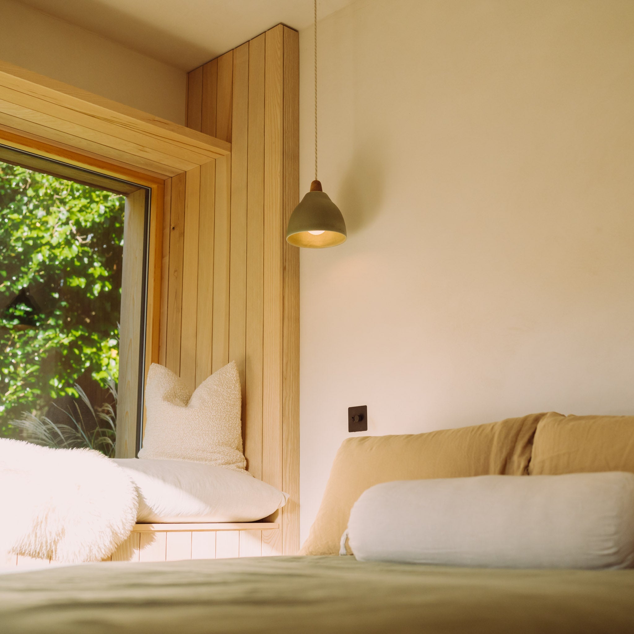 Small Green Element Light in Ceramic and Oak