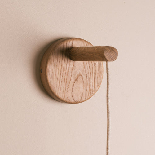 Small Dawn Hanging Wall Light in Ceramic and Oak - Blue