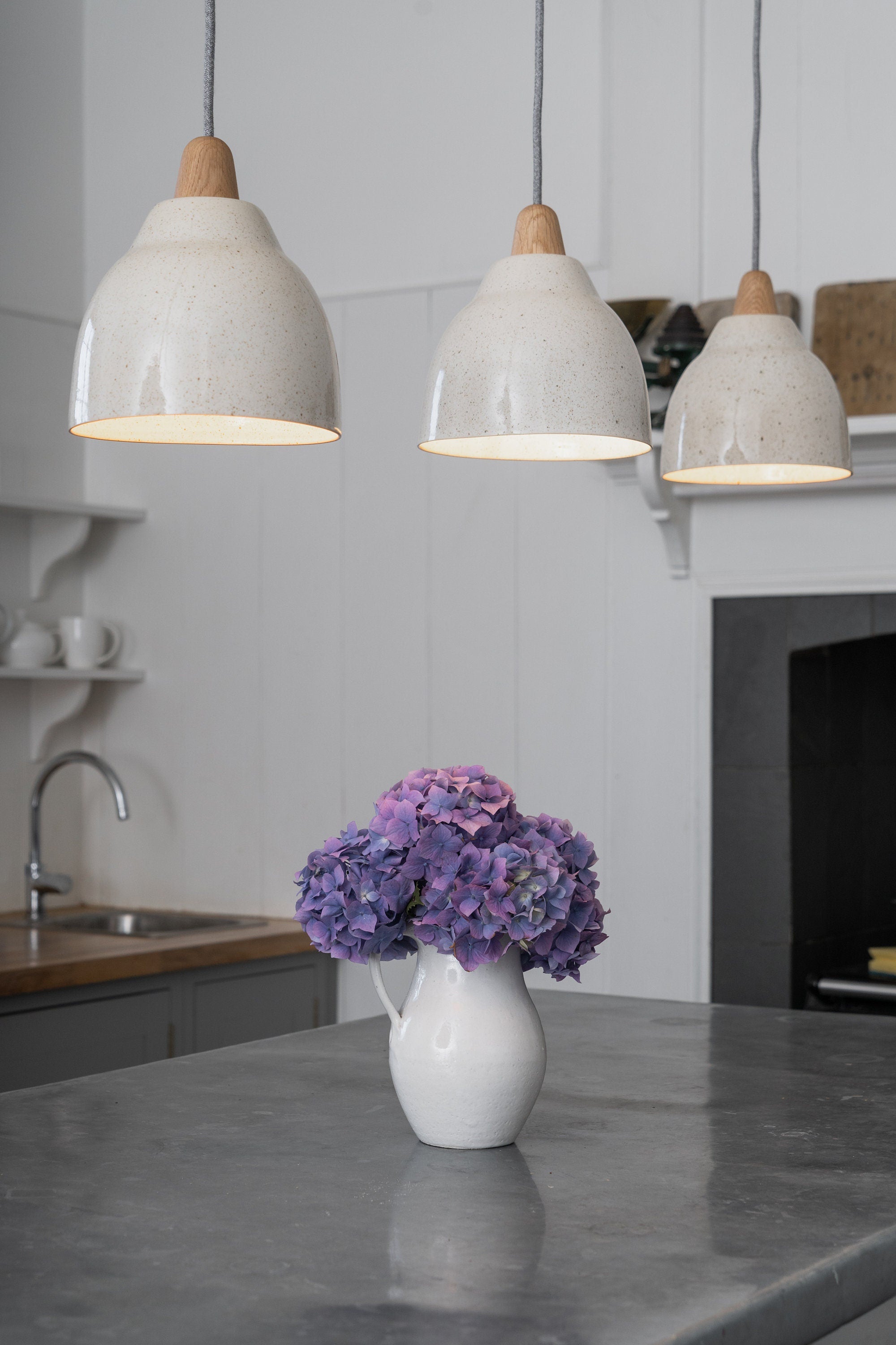 Speckled Cream Gloss Element Pendant Light in Ceramic and Oak by StudioHaran