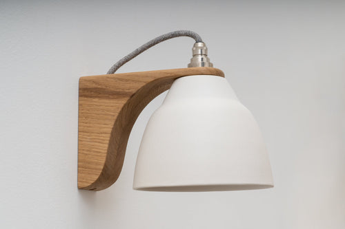 White Right-Angle Element Wall Light in Ceramic and Oak by StudioHaran