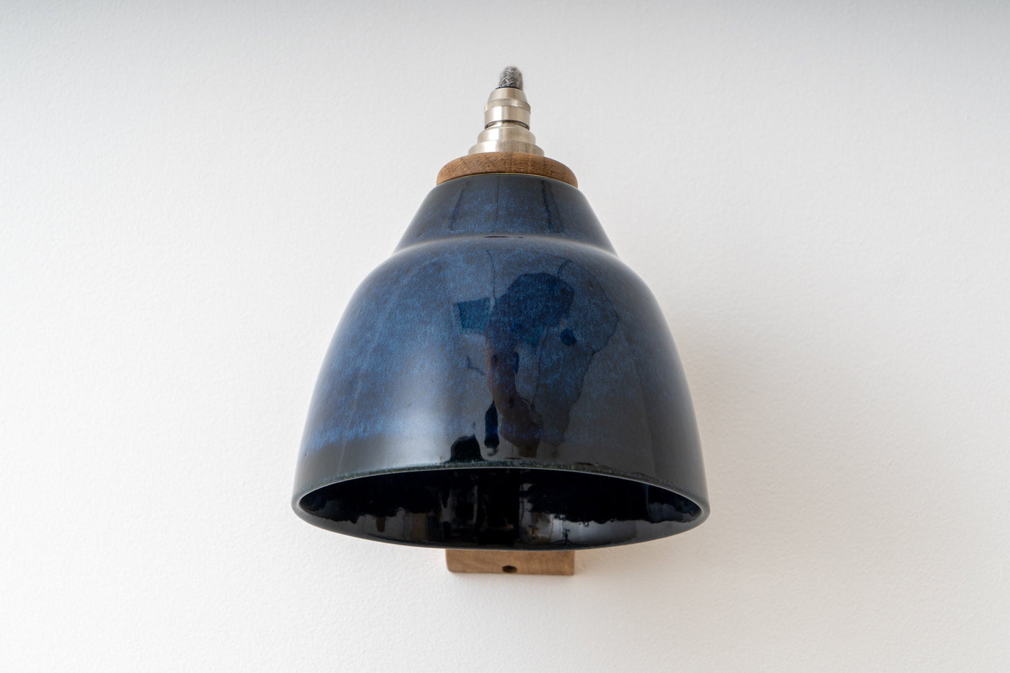 Blue Right-Angle Element Wall Light in Ceramic and Oak by StudioHaran