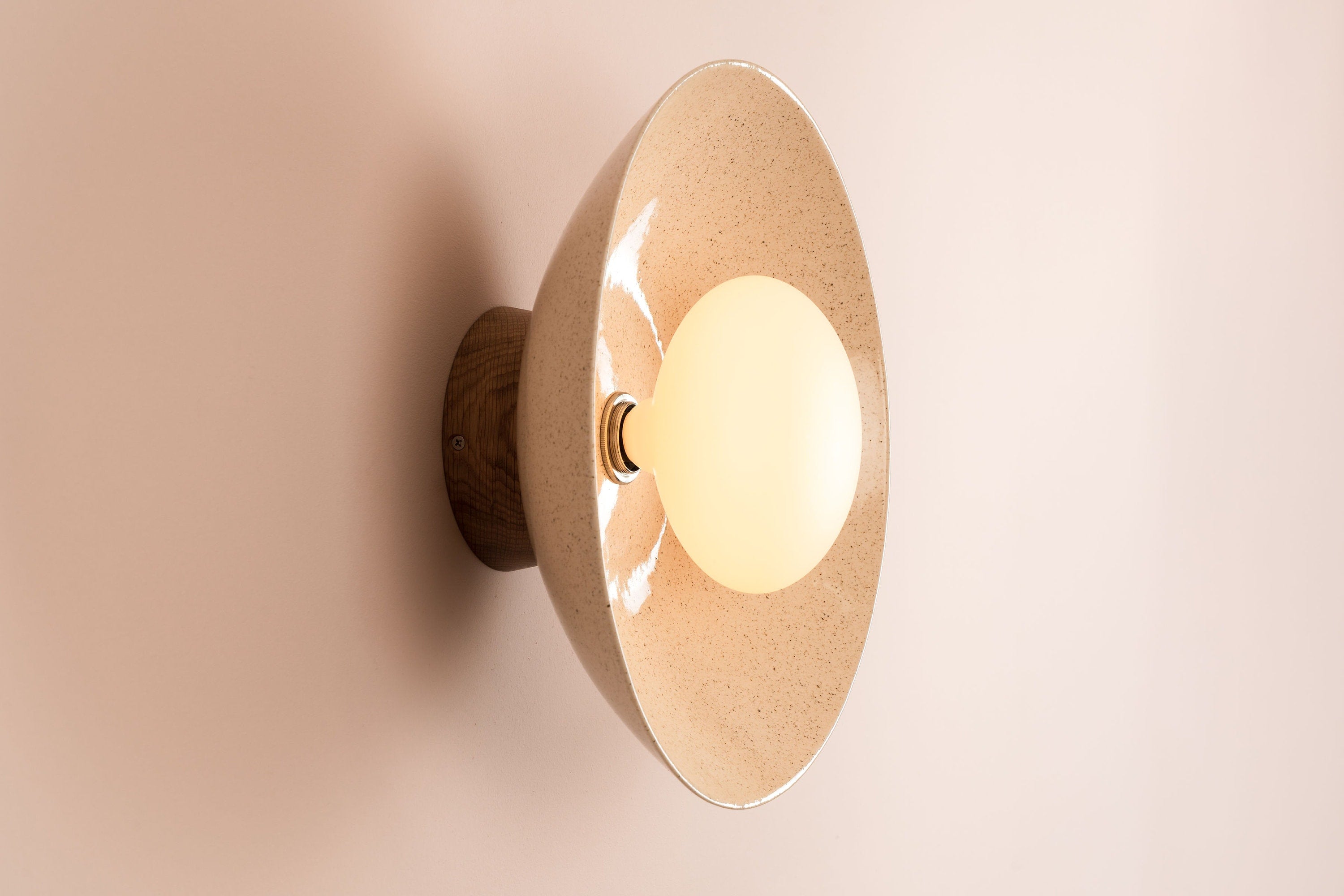 Speckled Cream Gloss Dawn Wall Light Sconce in Ceramic and Oak