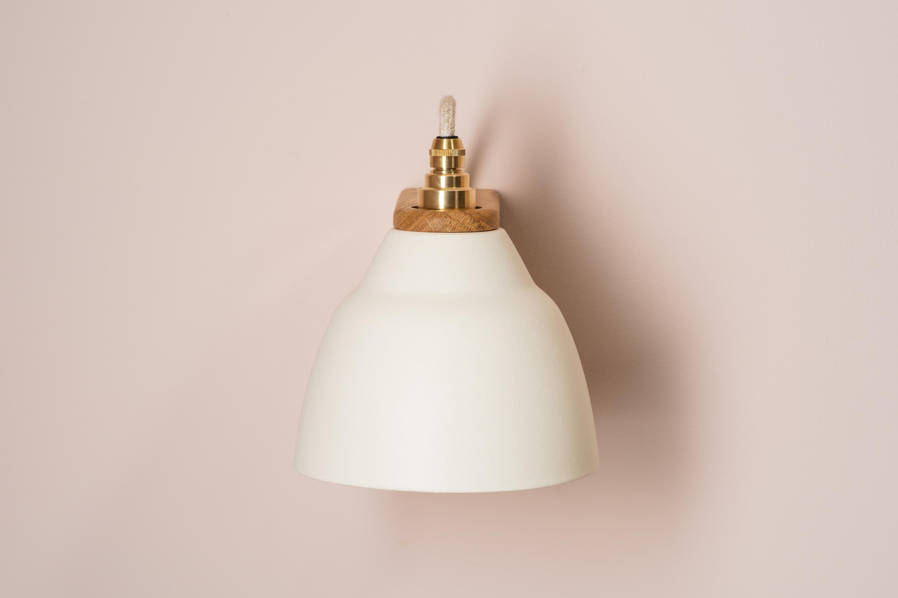 White Right-Angle Element Wall Light in Ceramic and Oak by StudioHaran