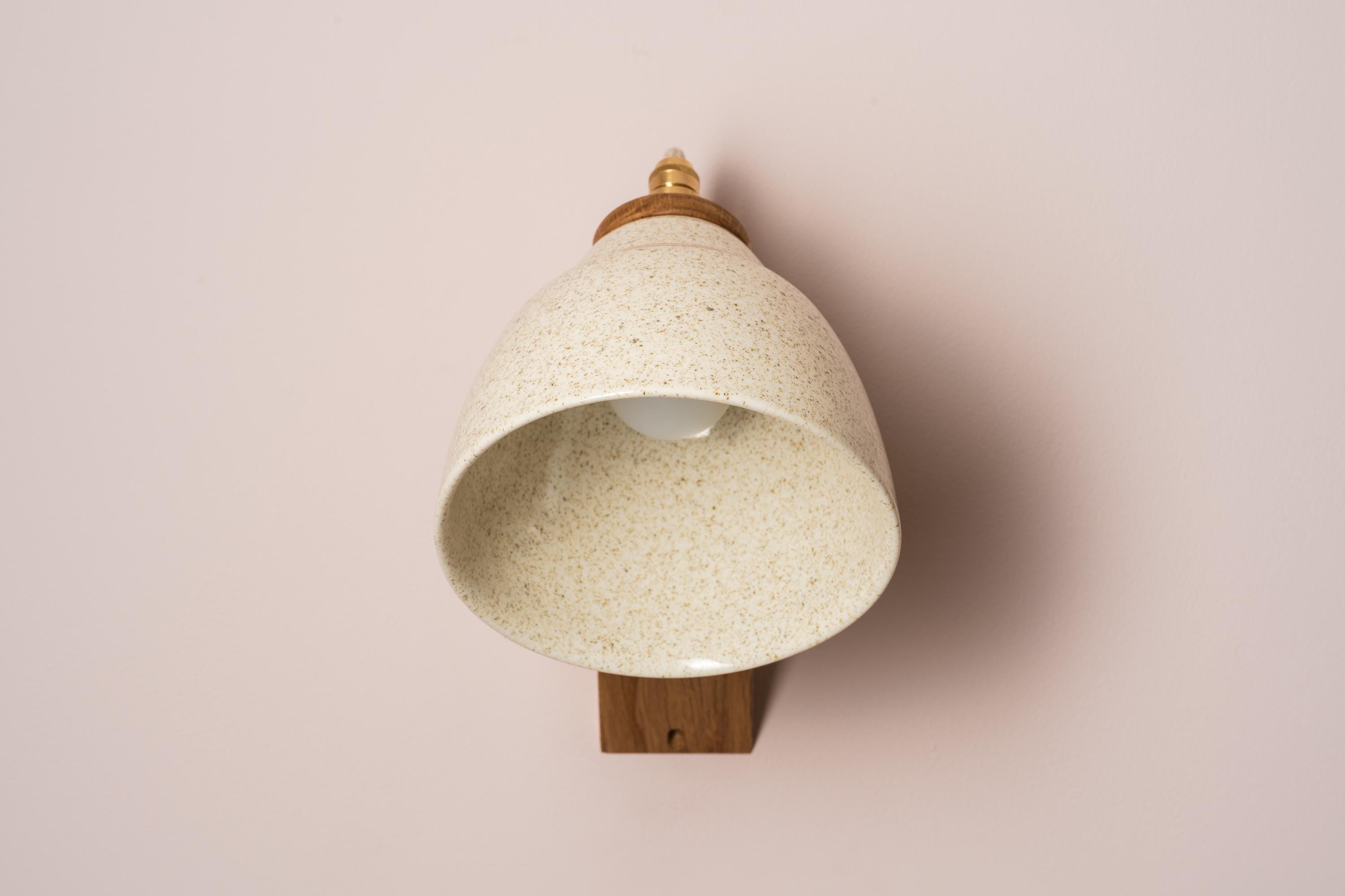 Speckled Cream Gloss Element Wall Light in Ceramic and Oak by StudioHaran
