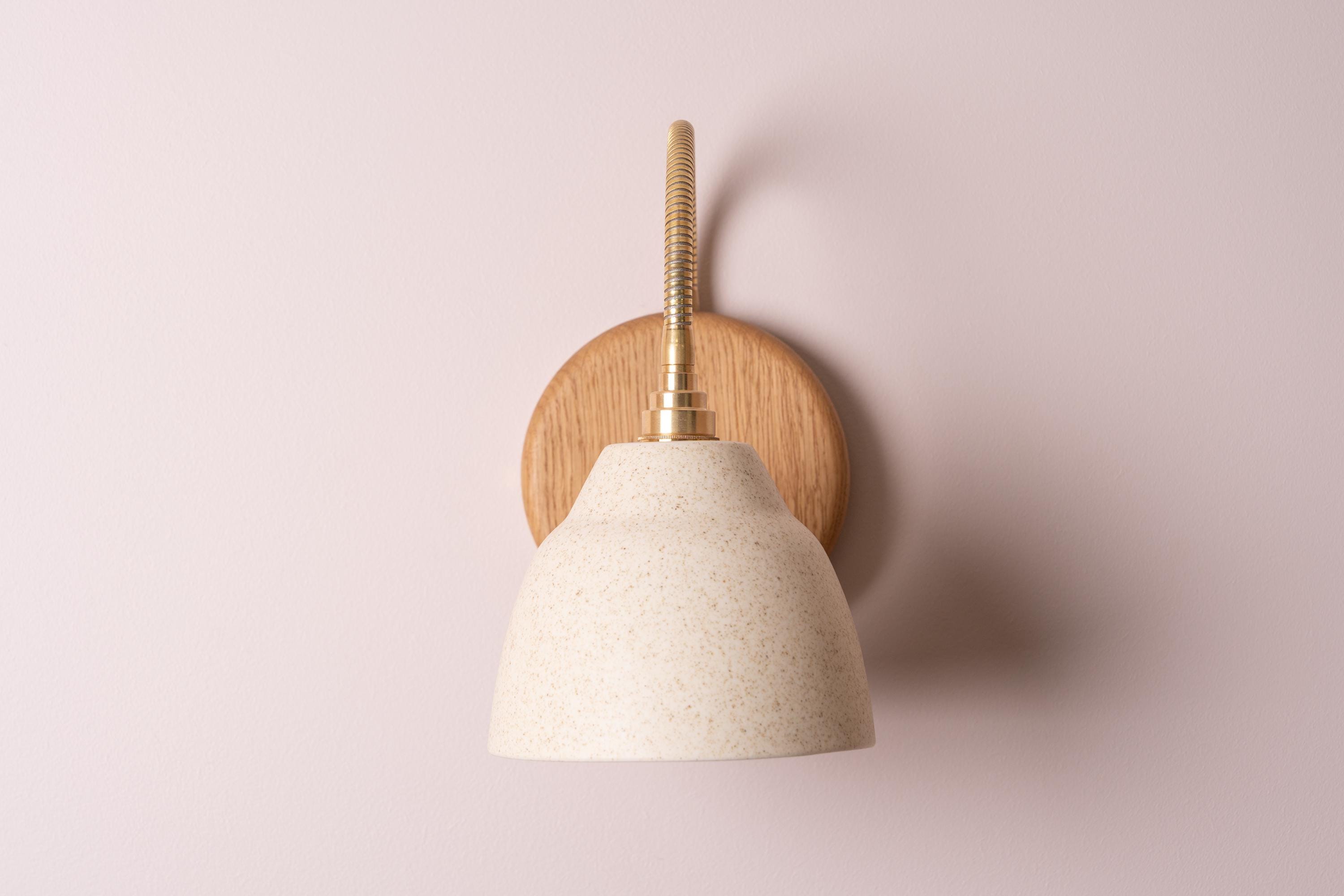 Speckled Cream Matt Flex Wall Light in Brass, Ceramic and Oak - Small Element