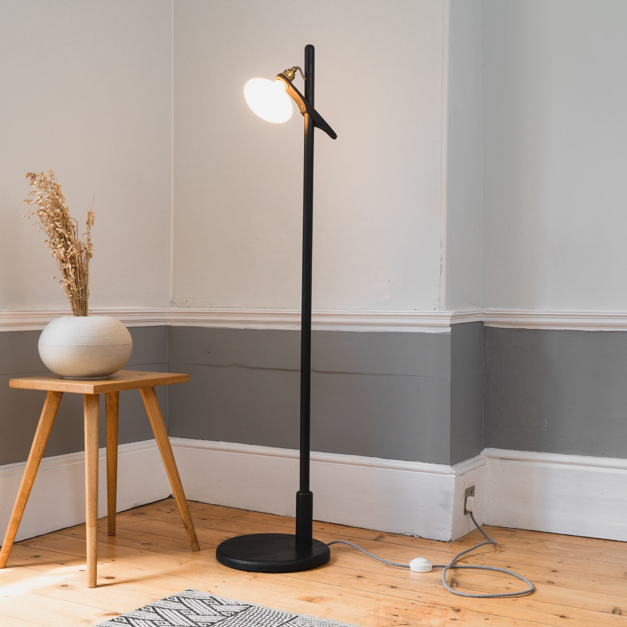 Lomm Floor Lamp in Black Ebonized Oak
