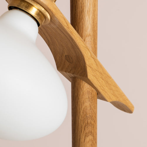 Lomm Floor Lamp in Oak