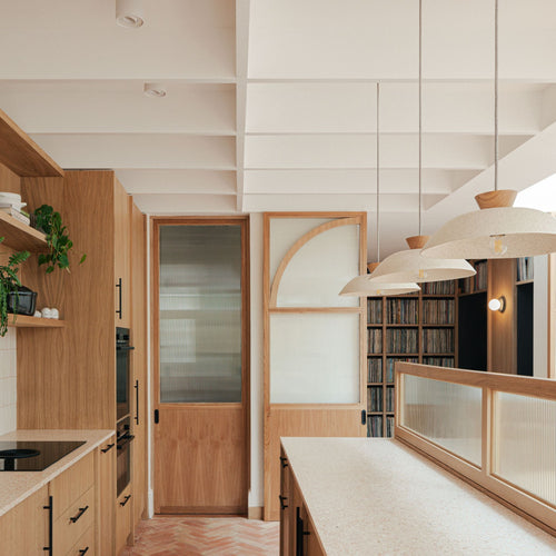 Speckled Cream Matt Dawn Pendant Light in Ceramic and Oak