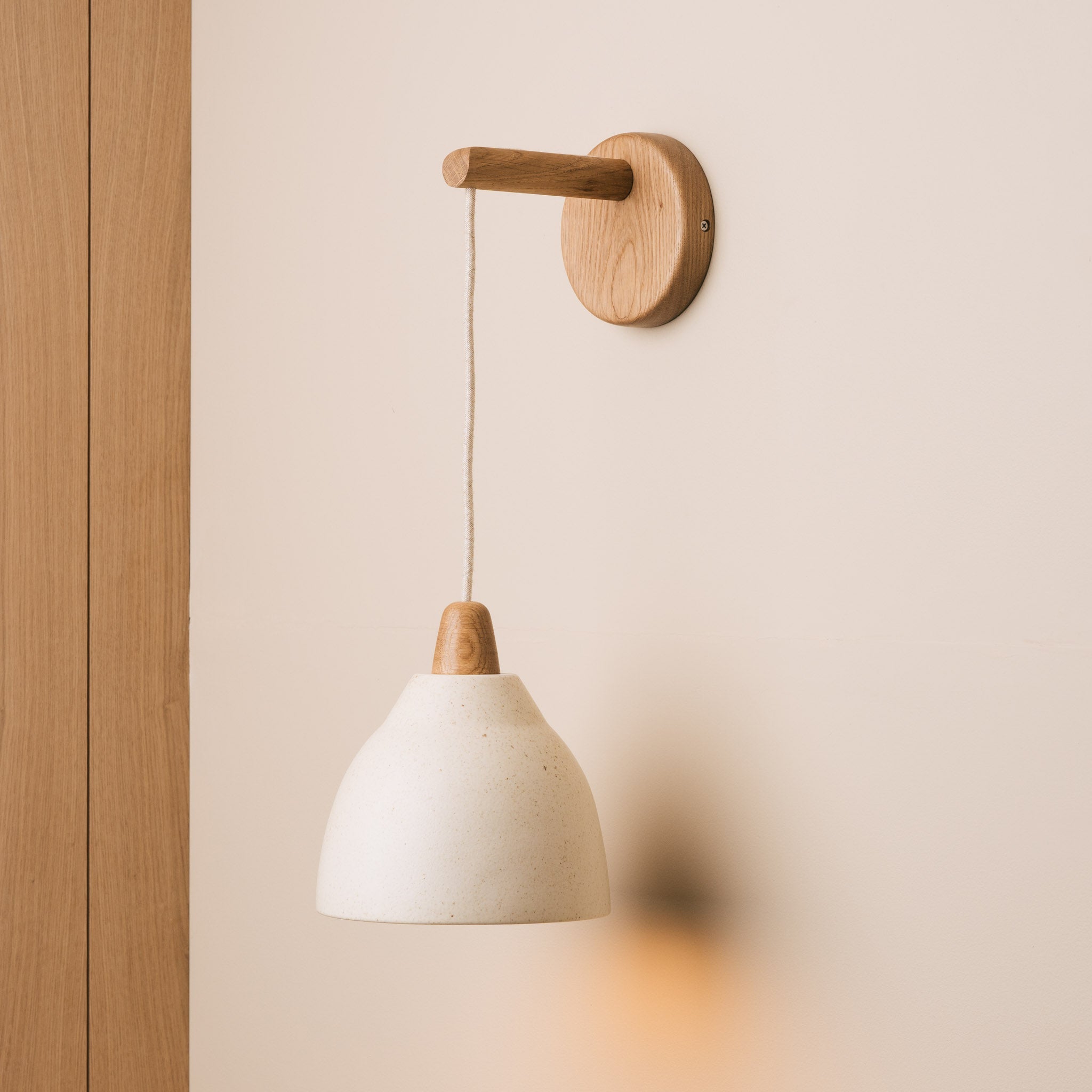 Speckled Cream Matt Element Hanging Wall Light in Ceramic and Oak