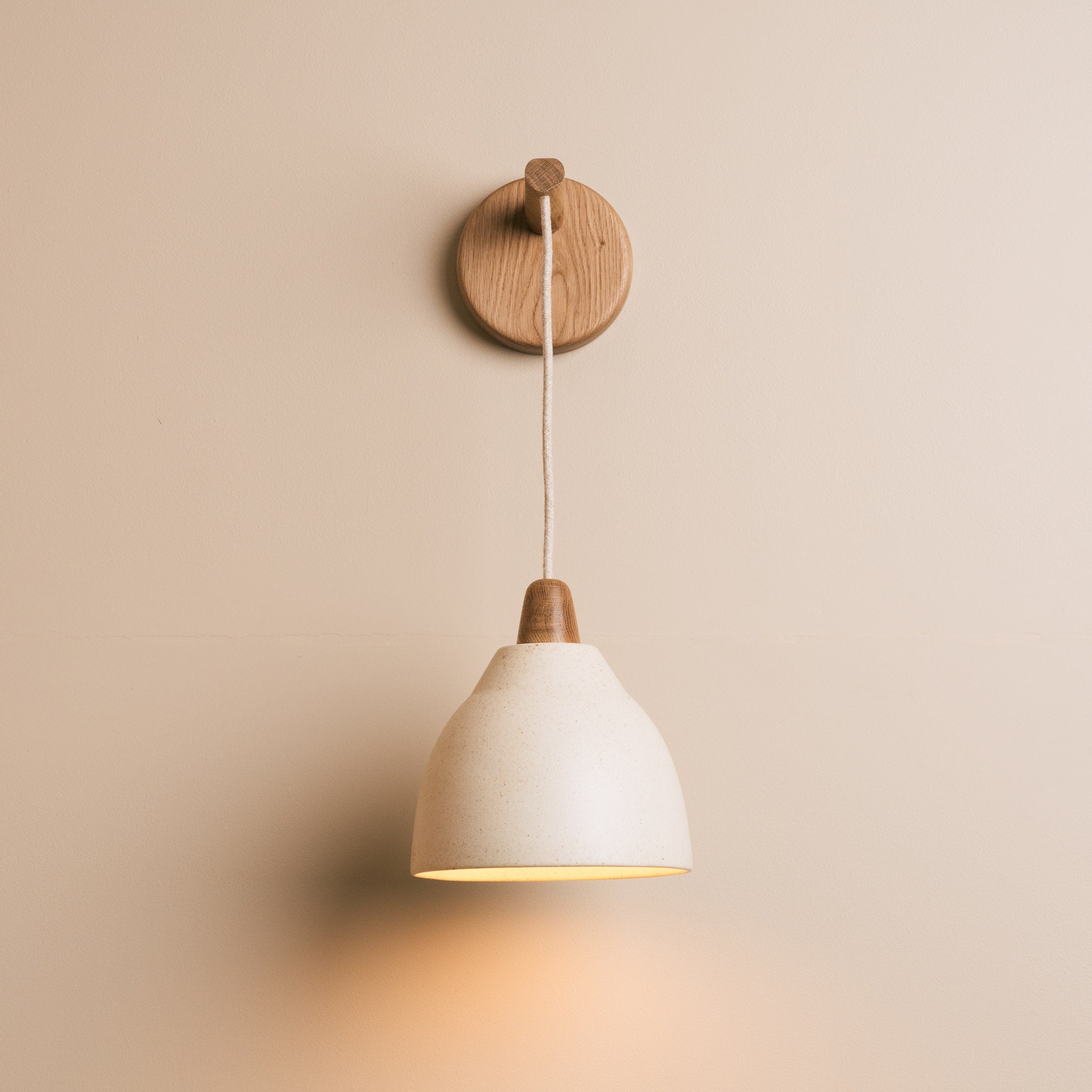 Speckled Cream Matt Element Hanging Wall Light in Ceramic and Oak