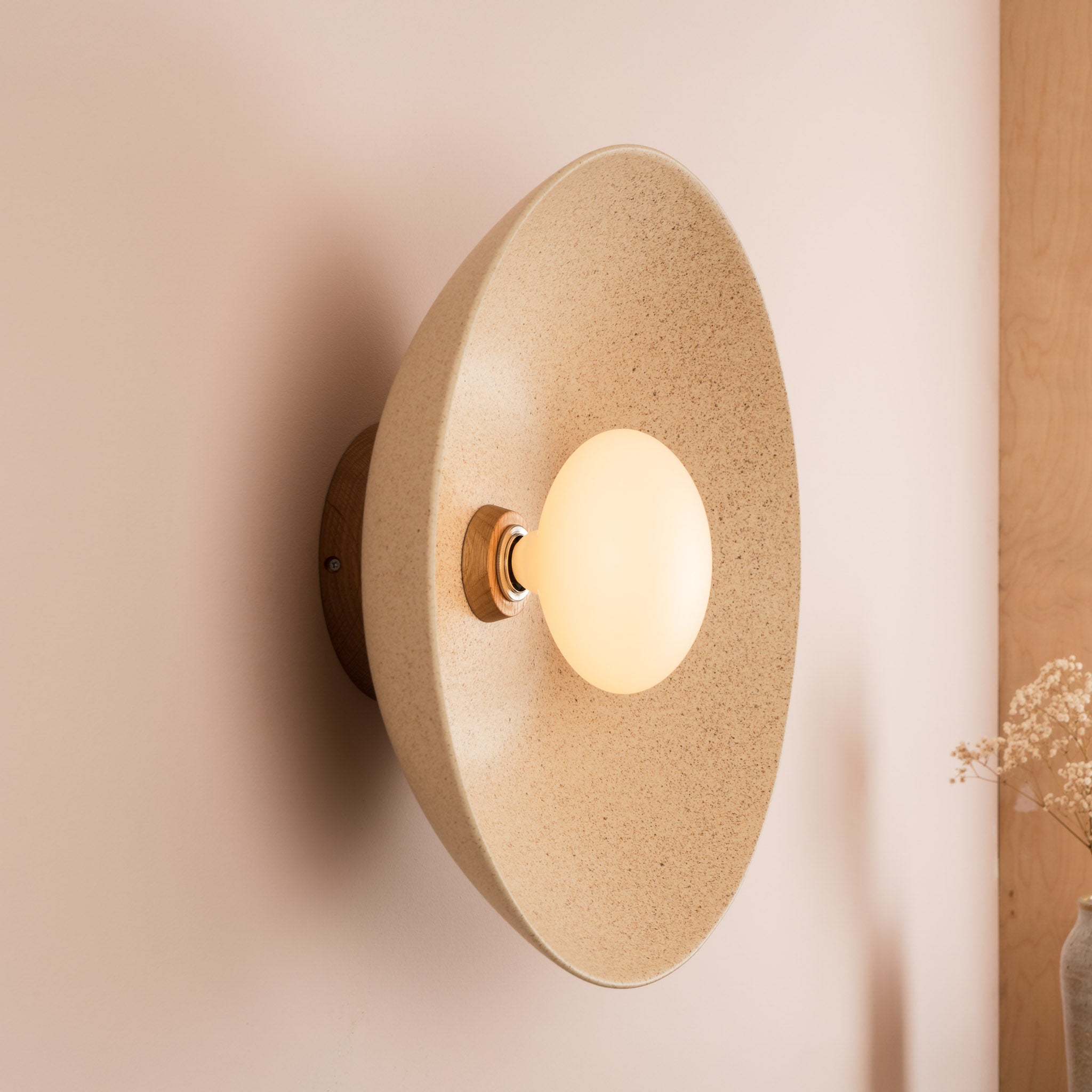 Speckled Cream Matt XL Dawn Wall Light Sconce in Ceramic and Oak