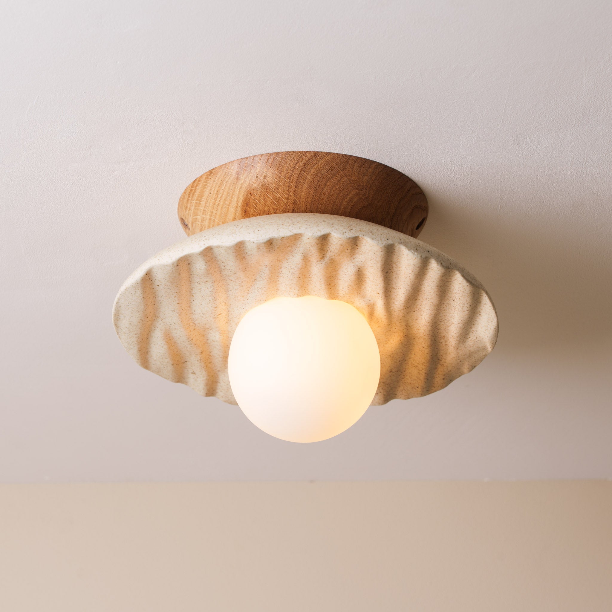 Speckled Cream Matt Porth Flush Mount Ceiling Light in Ceramic and Oak