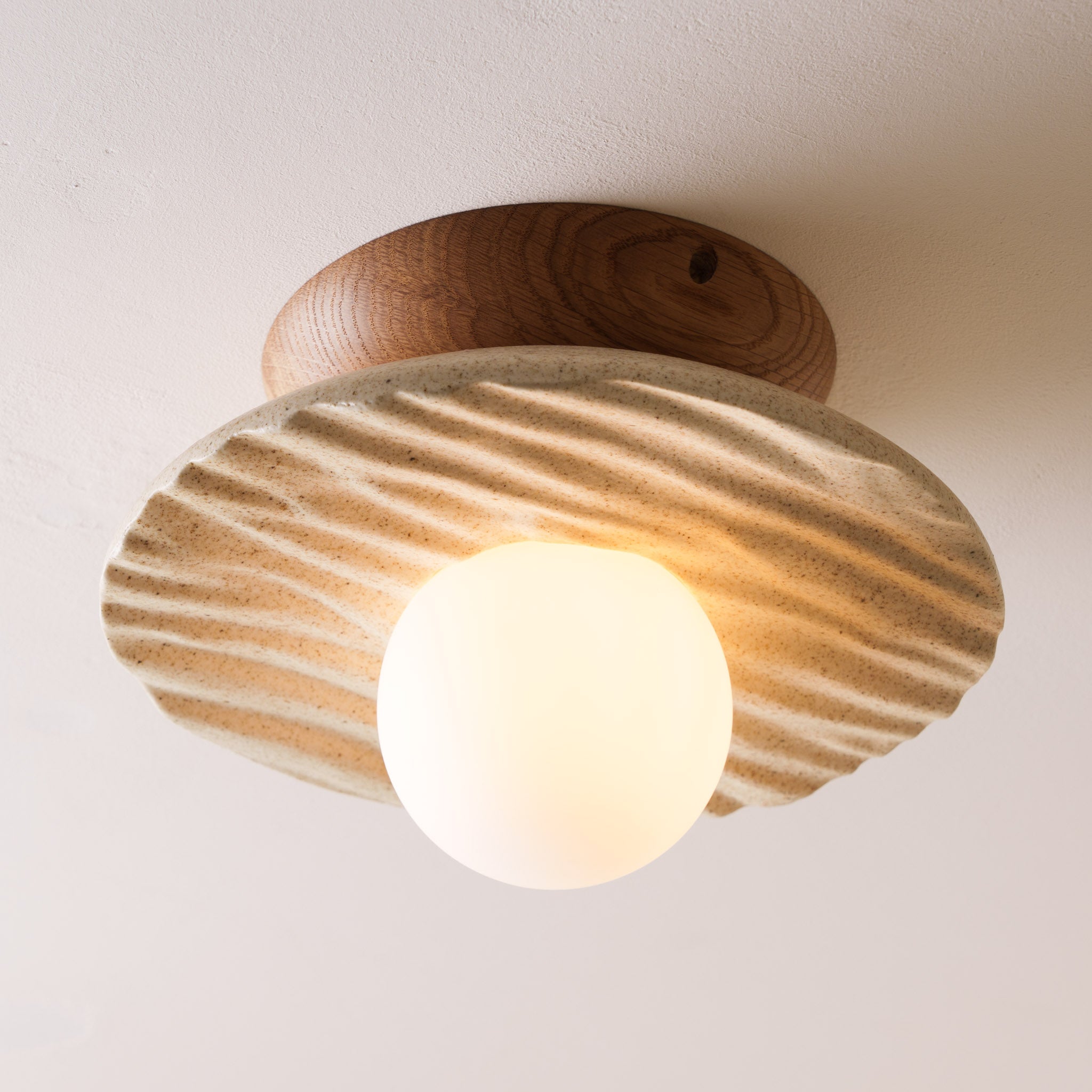 Speckled Cream Matt Porth Flush Mount Ceiling Light in Ceramic and Oak