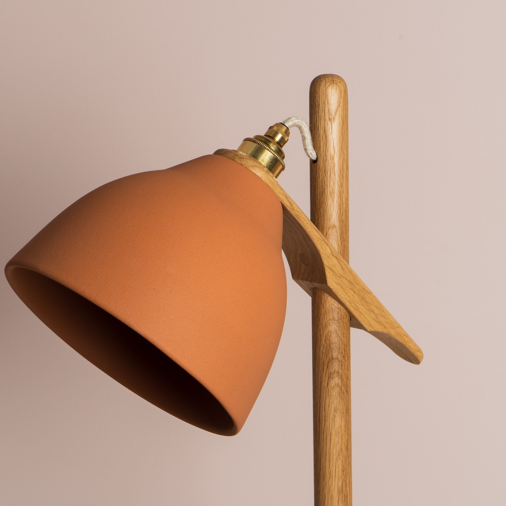 Terracotta Element Floor Lamp in Solid Oak Wood and Ceramic