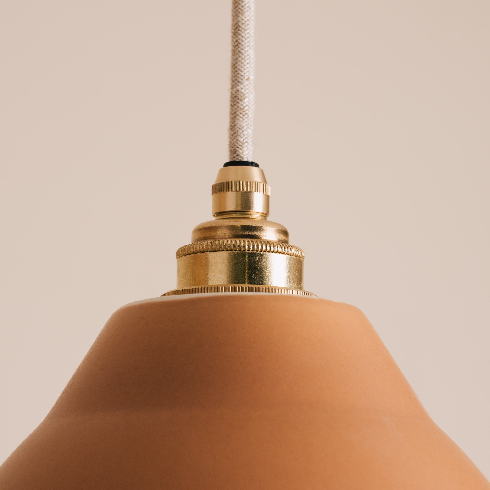 Terracotta Element Pendant Light in Ceramic and Brass/Nickel