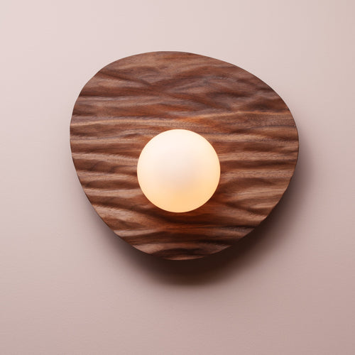 Towan Wall Light in Solid Oak/Walnut