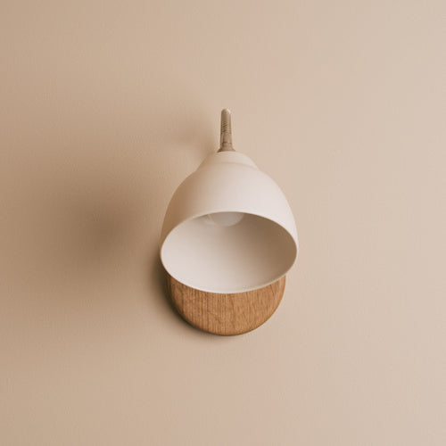 White Flex Wall Light in Brass/Nickel, Ceramic and Oak - Small Element