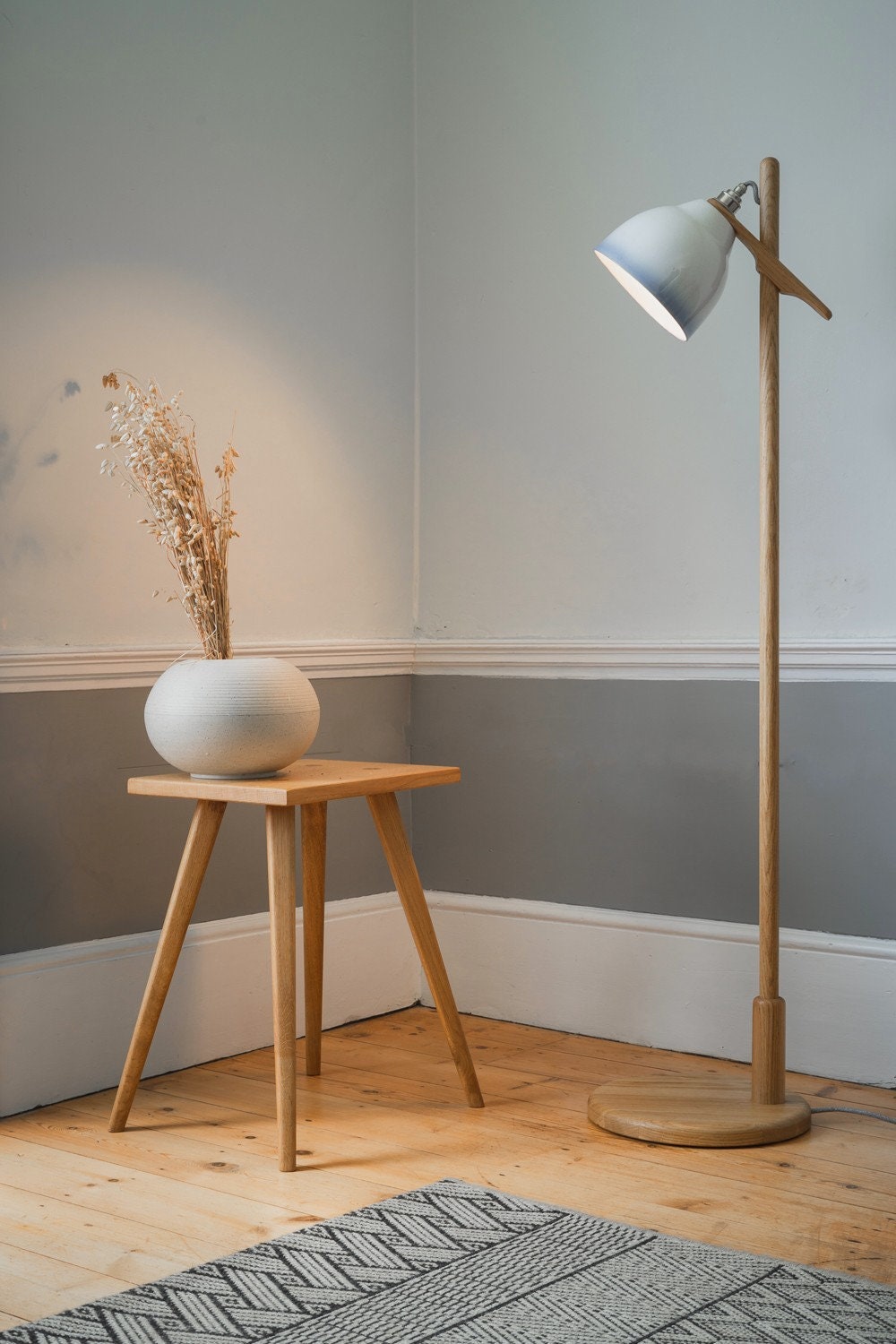 Element Floor lamp in Solid Oak Wood and Ceramic – Studio Haran Ltd