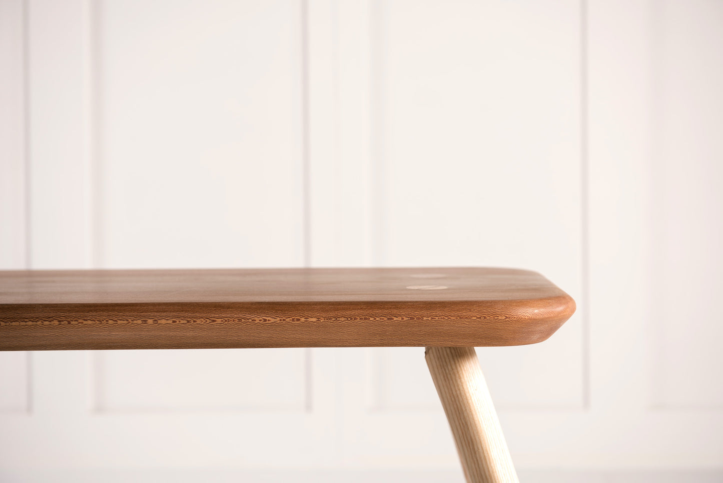 Lace Bench
